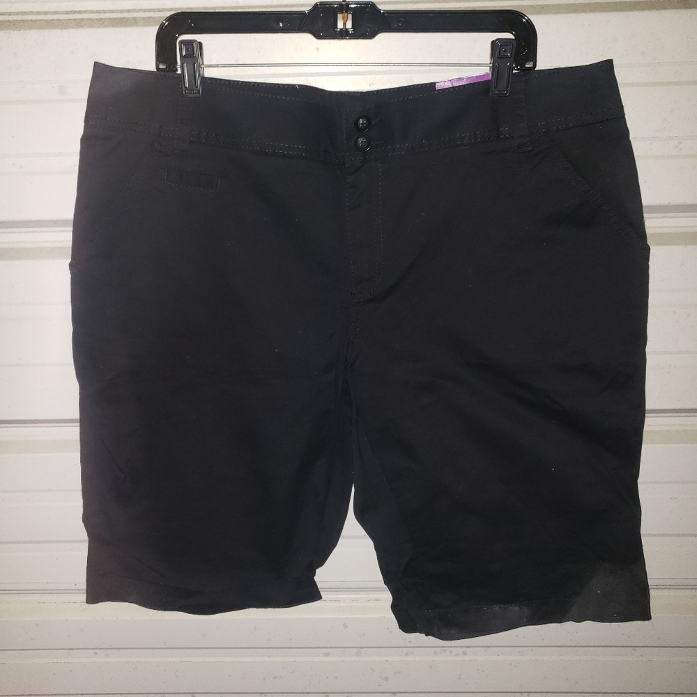 Plus Size 16 weekend shorts black lane bryant new